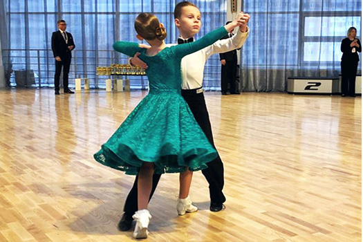 Бальные танцы группа Дети 6-7 лет.